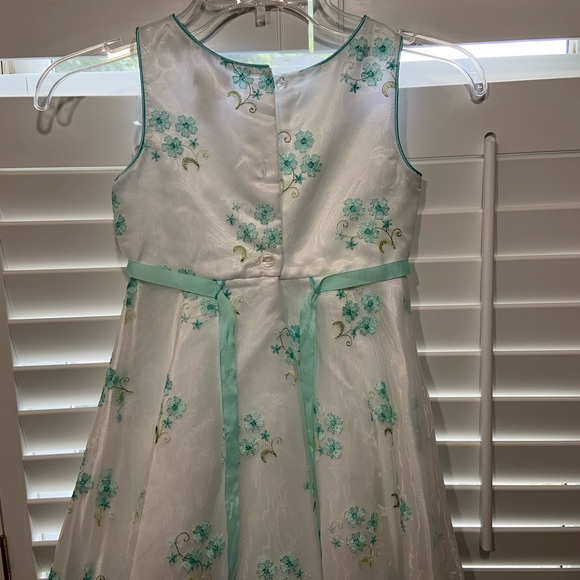 Short-Sleeve Cardigan & Floral Dress - Picture 4 of 5